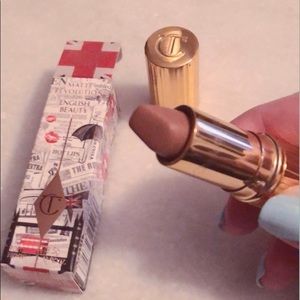 Charlotte Tilbury Makeup - Charlotte Tilbury Matte Revolution English Beauty Charlotte Tilbury Makeup - Charlotte Tilbury Matte Revolution English Beauty